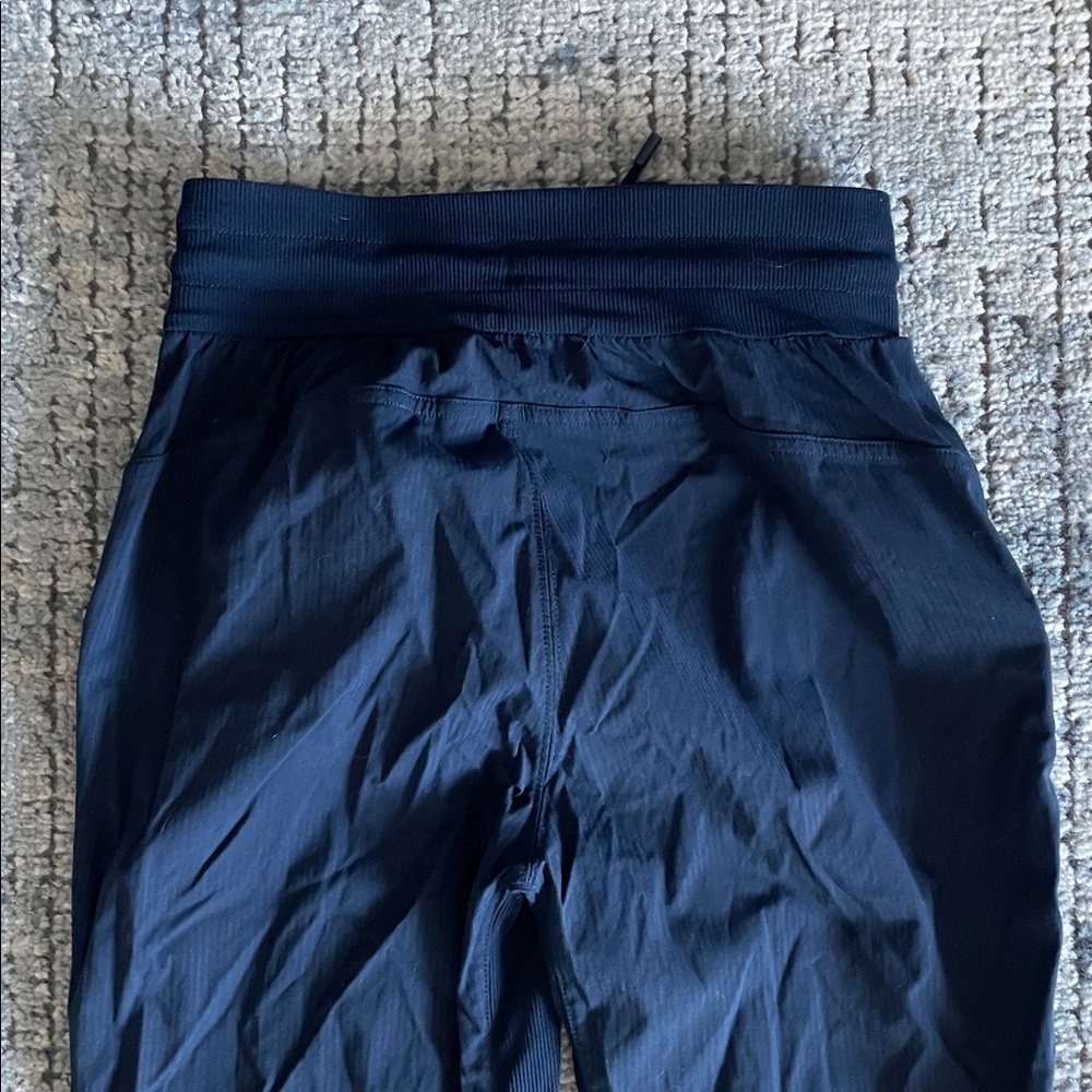 Lululemon Beyond The Studio Crop Pants - Picture 5 of 9